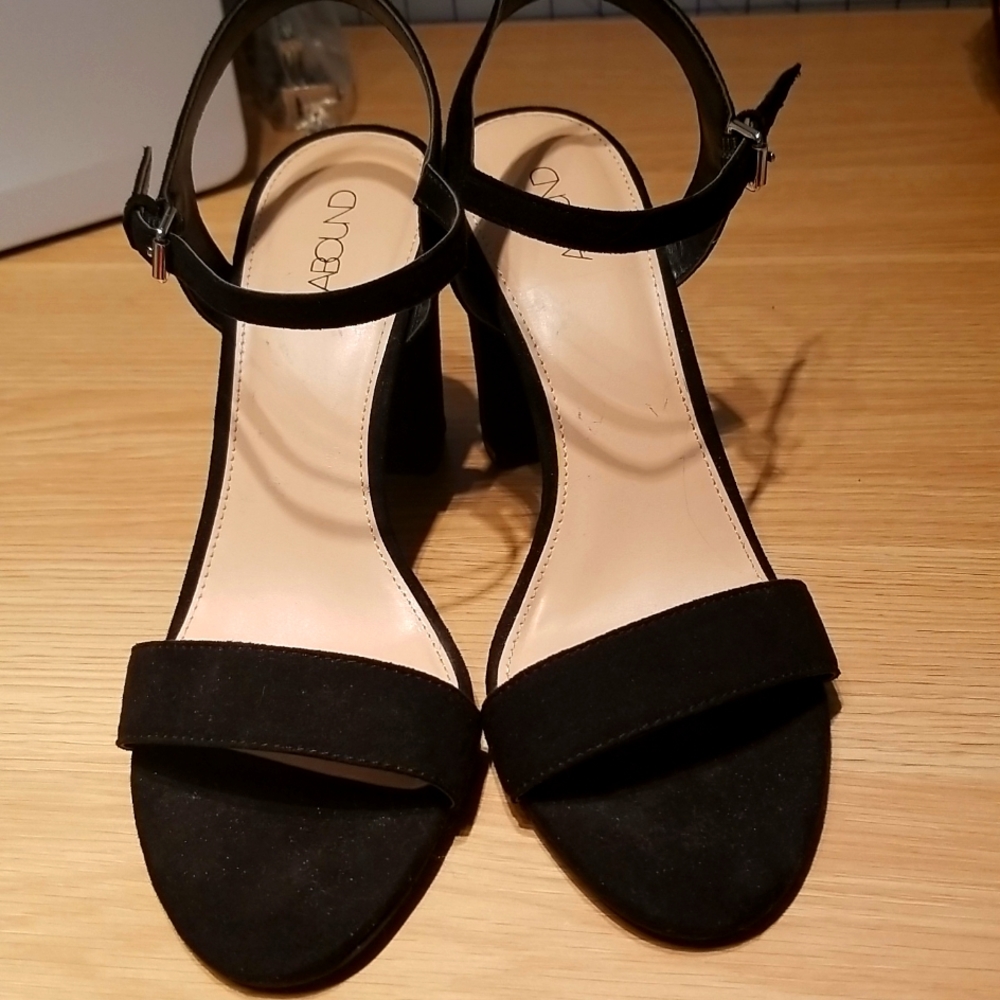 Ladies Black Suade Dress Sandle